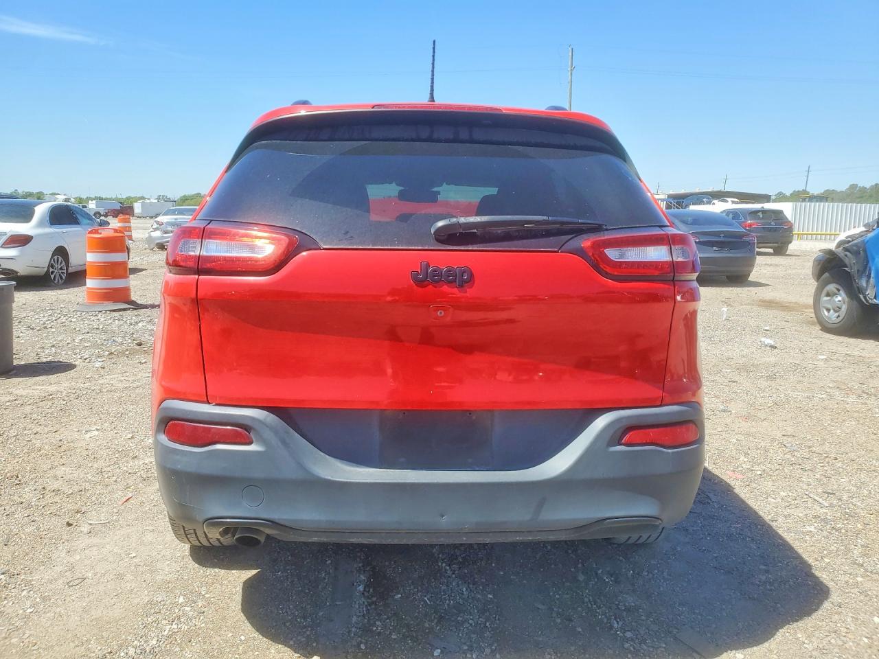 2018 JEEP CHEROKEE
