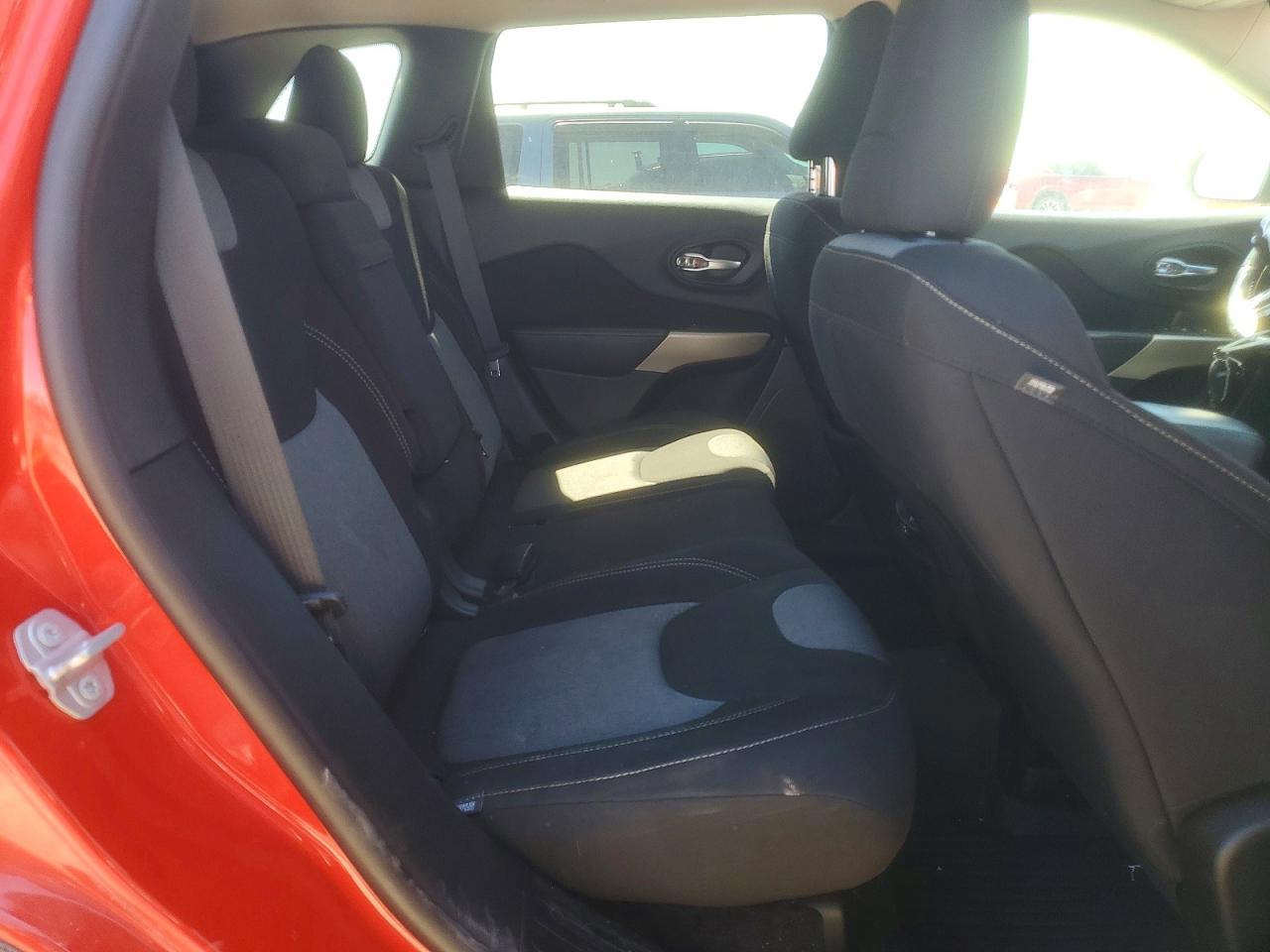 2018 JEEP CHEROKEE