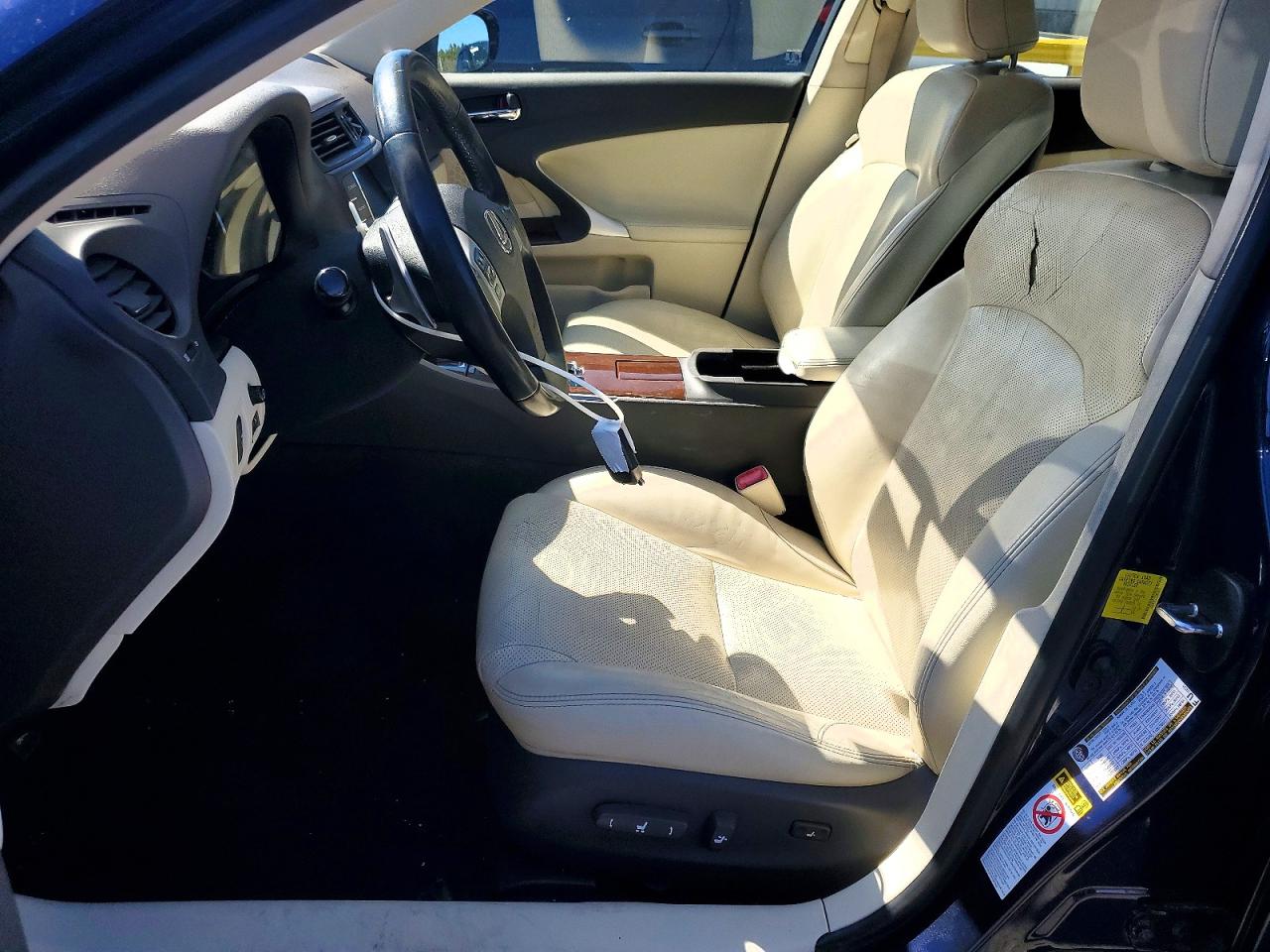 2012 LEXUS IS