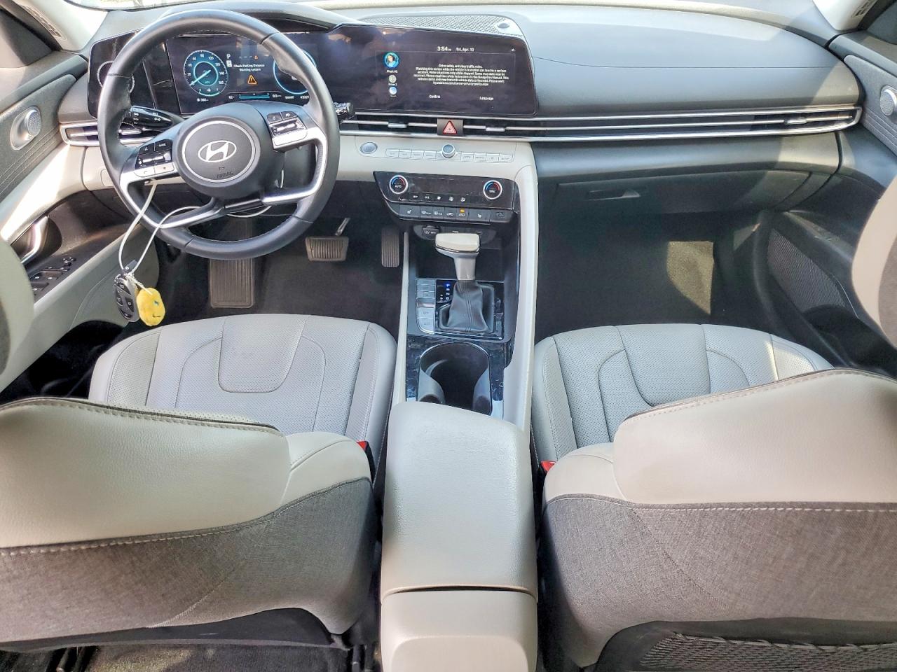2024 HYUNDAI ELANTRA — ?