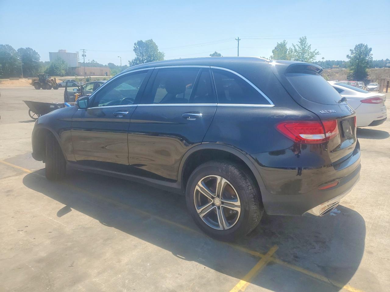 2017 MERCEDES-BENZ GLC