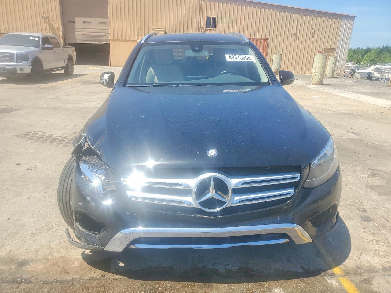 2017 MERCEDES-BENZ GLC