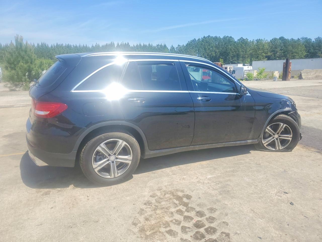 2017 MERCEDES-BENZ GLC