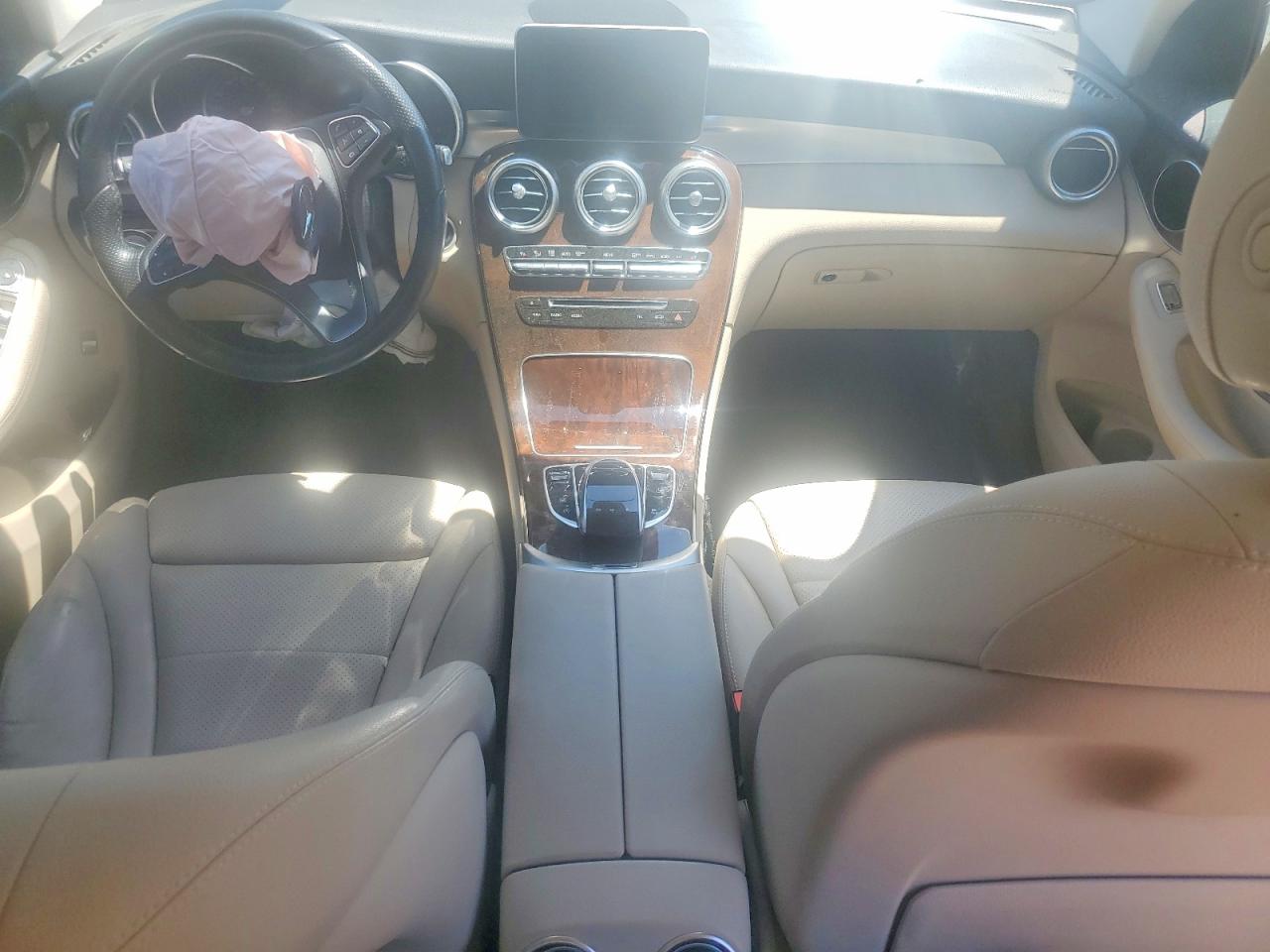 2017 MERCEDES-BENZ GLC