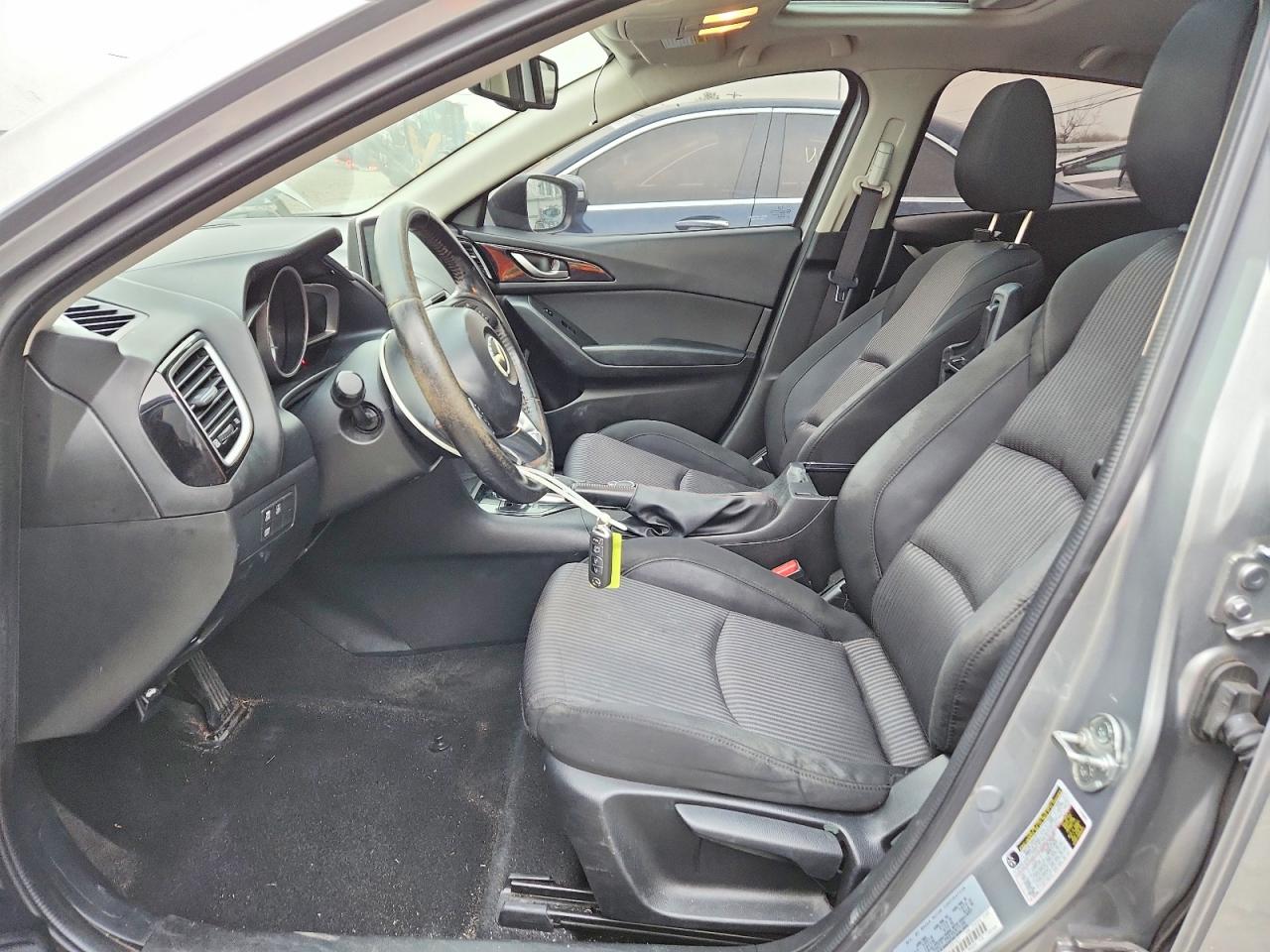 2016 MAZDA 3