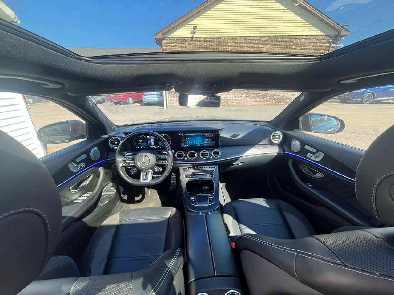 2022 MERCEDES-BENZ E