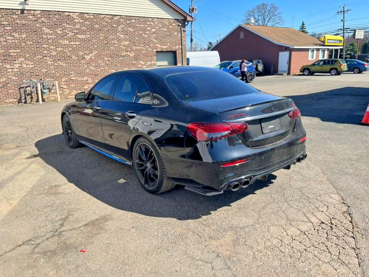 2022 MERCEDES-BENZ E