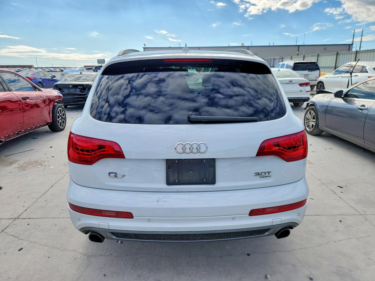 2015 AUDI Q7