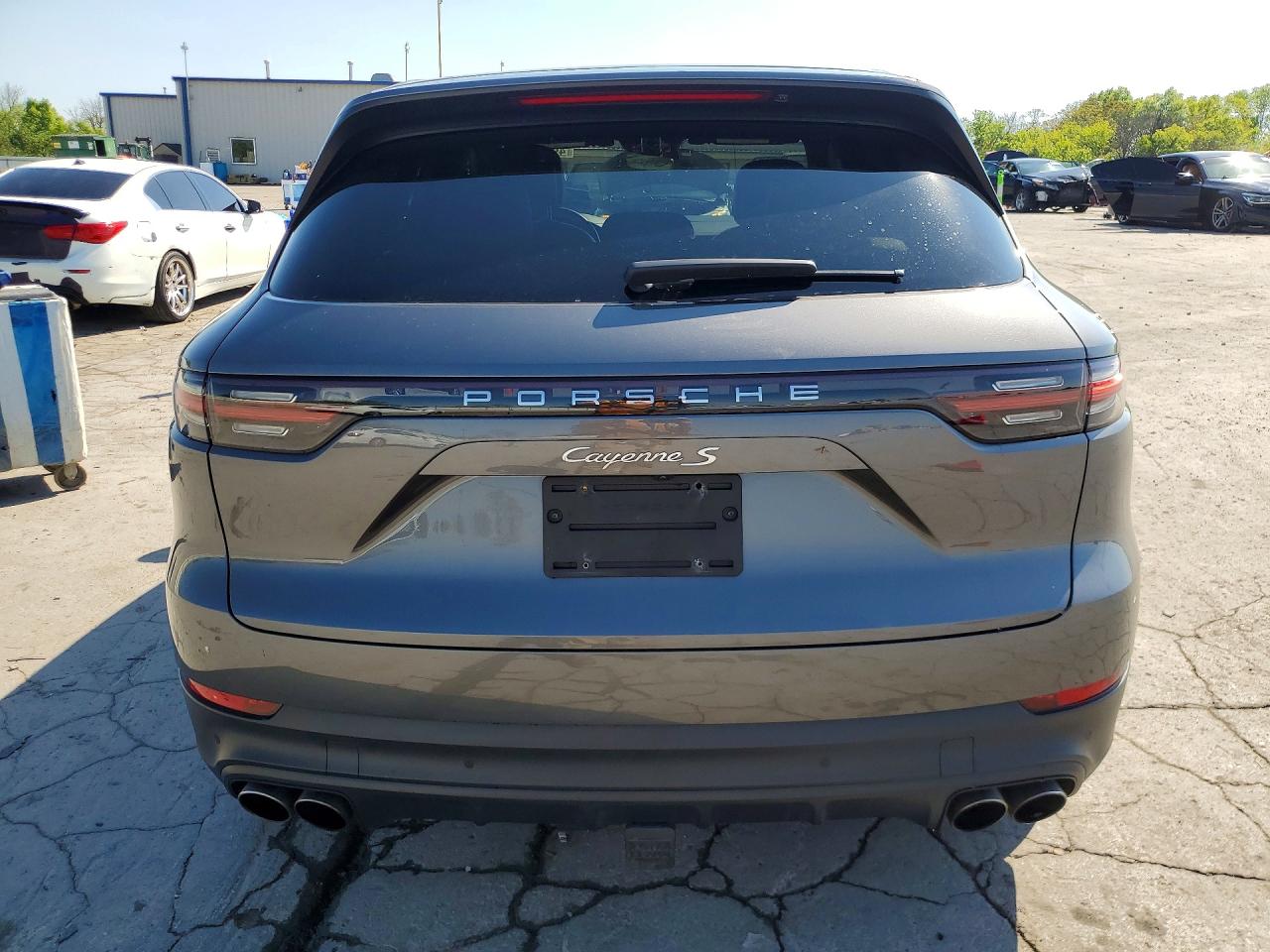 2019 PORSCHE CAYENNE