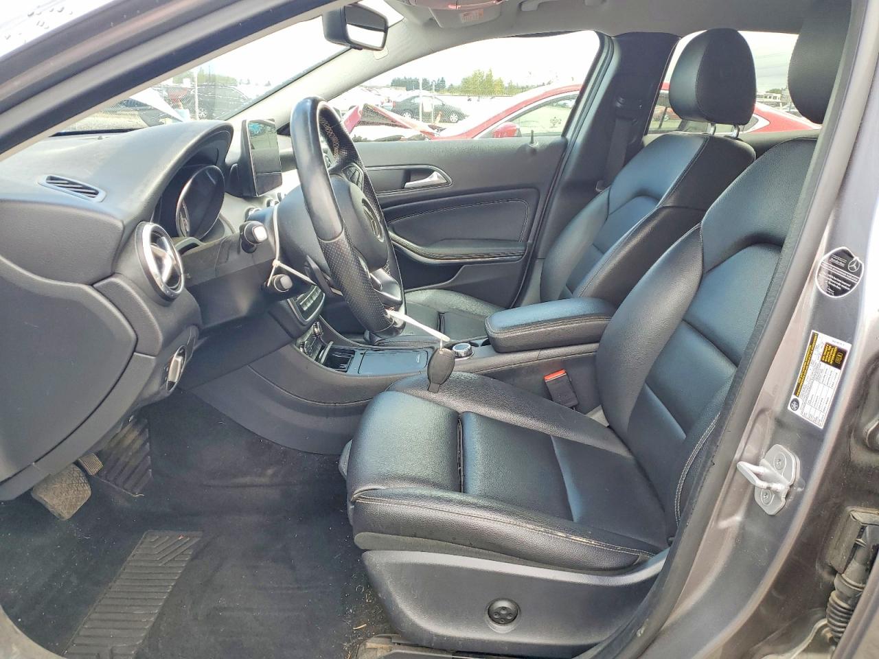 2016 MERCEDES-BENZ GLA
