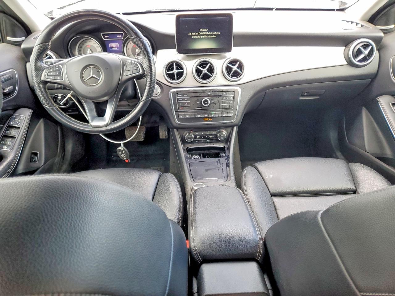 2016 MERCEDES-BENZ GLA