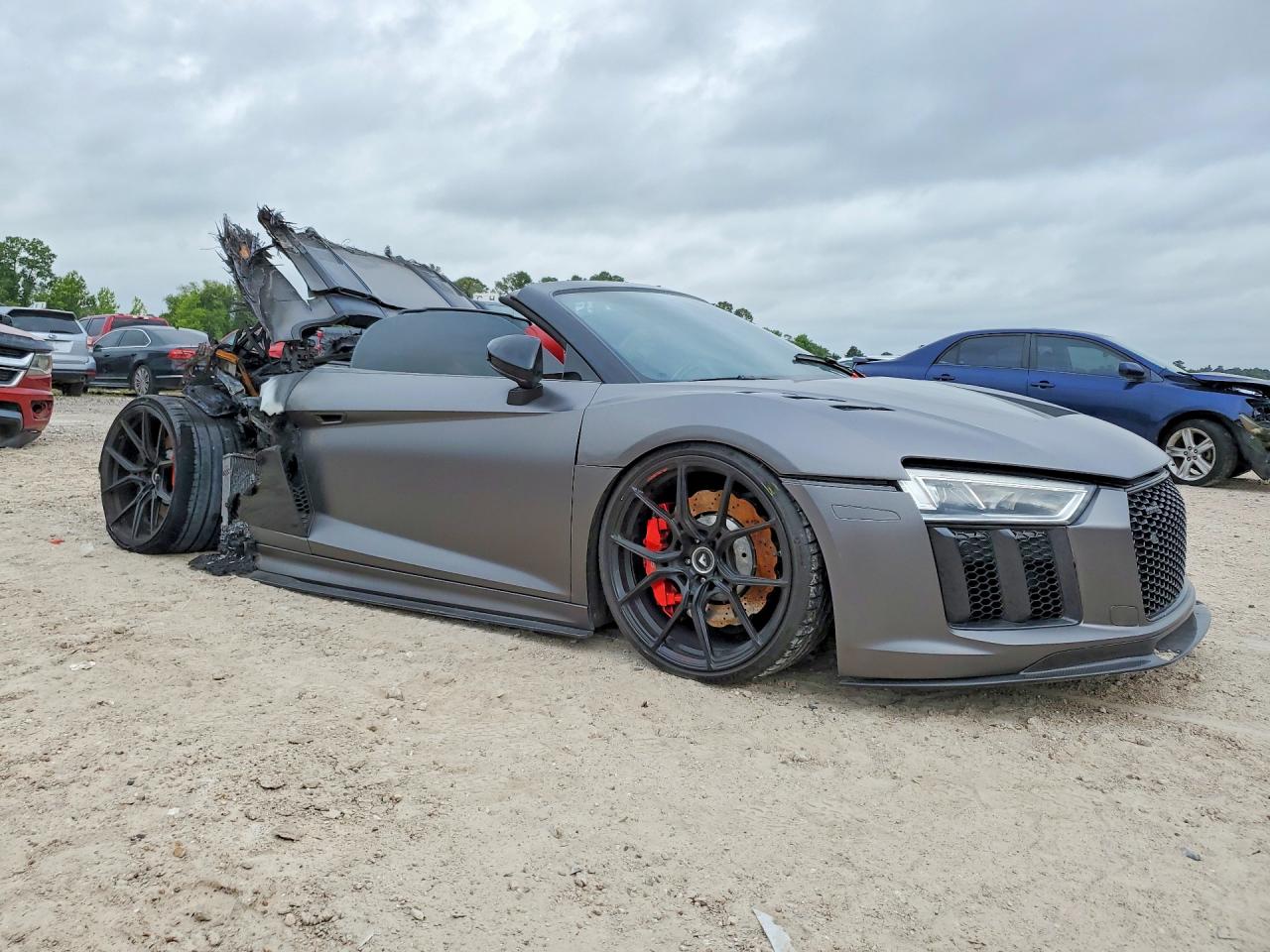 2017 AUDI R8
