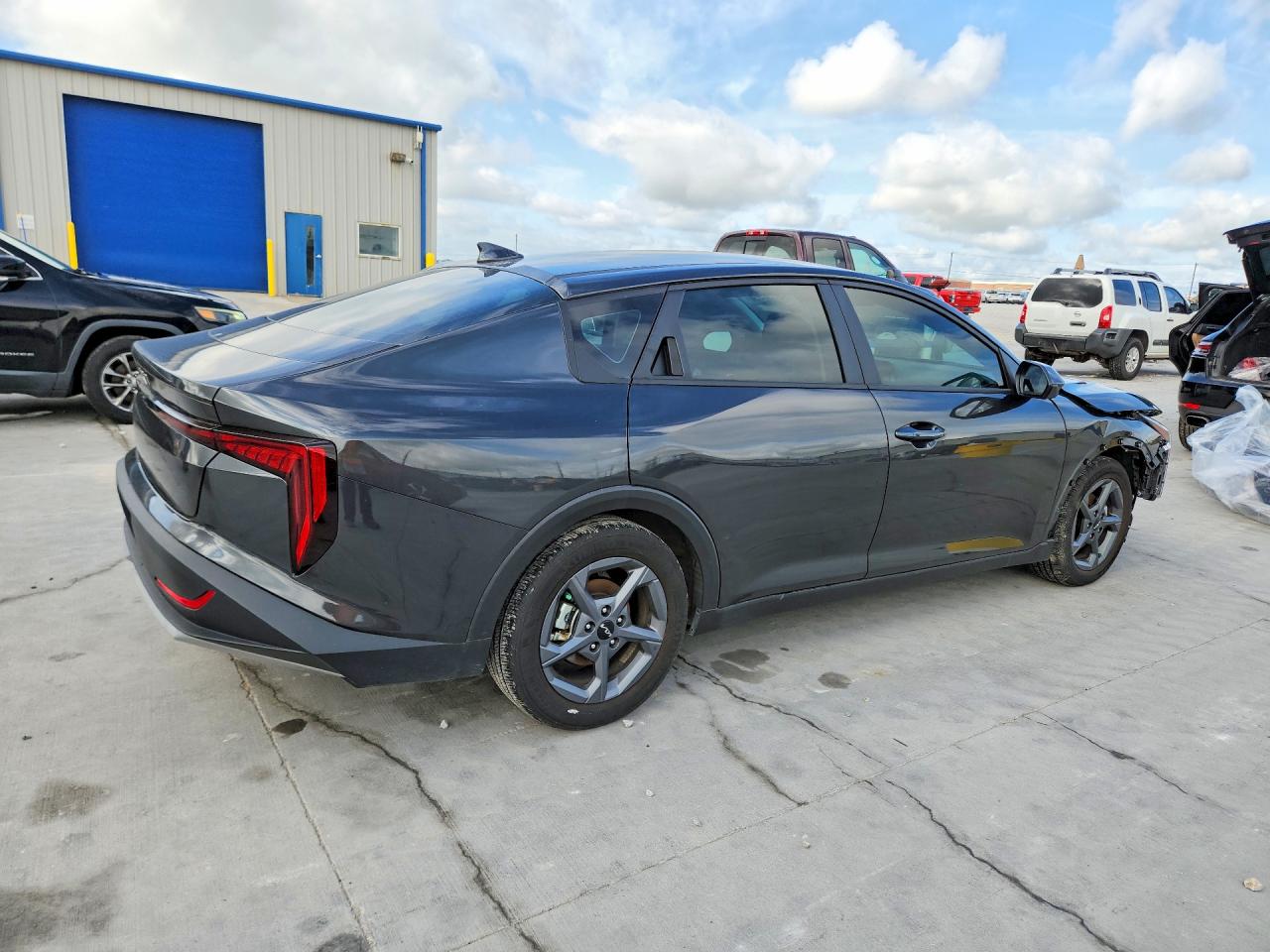 2025 KIA K4