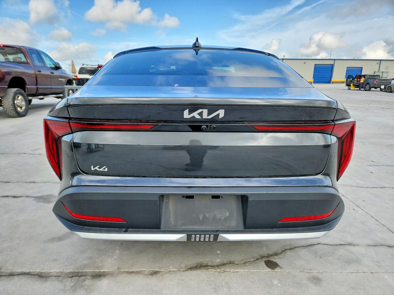 2025 KIA K4