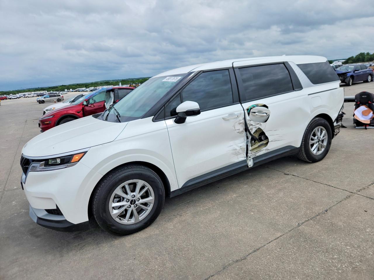 2024 KIA CARNIVAL