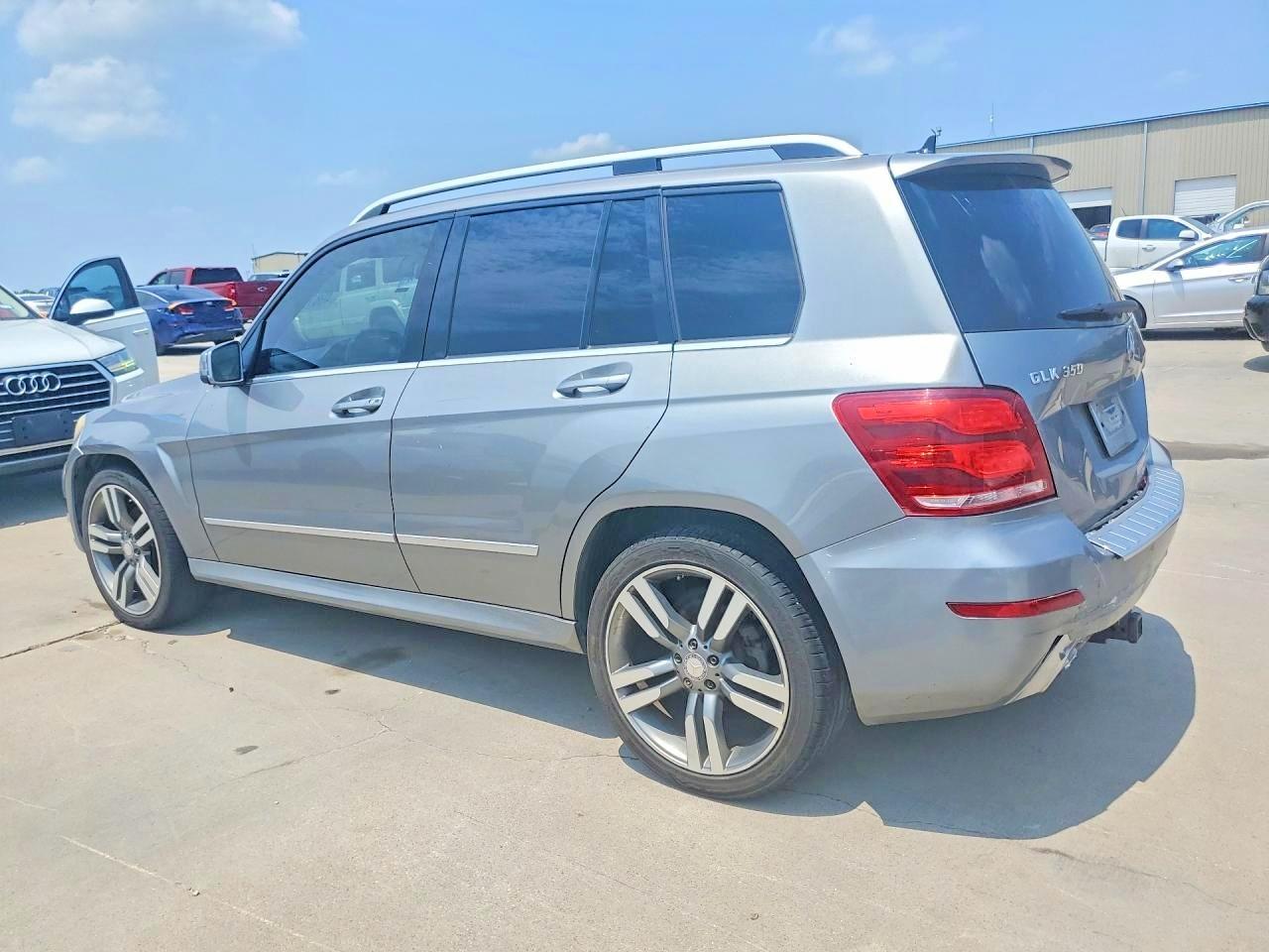 2015 MERCEDES-BENZ GLK