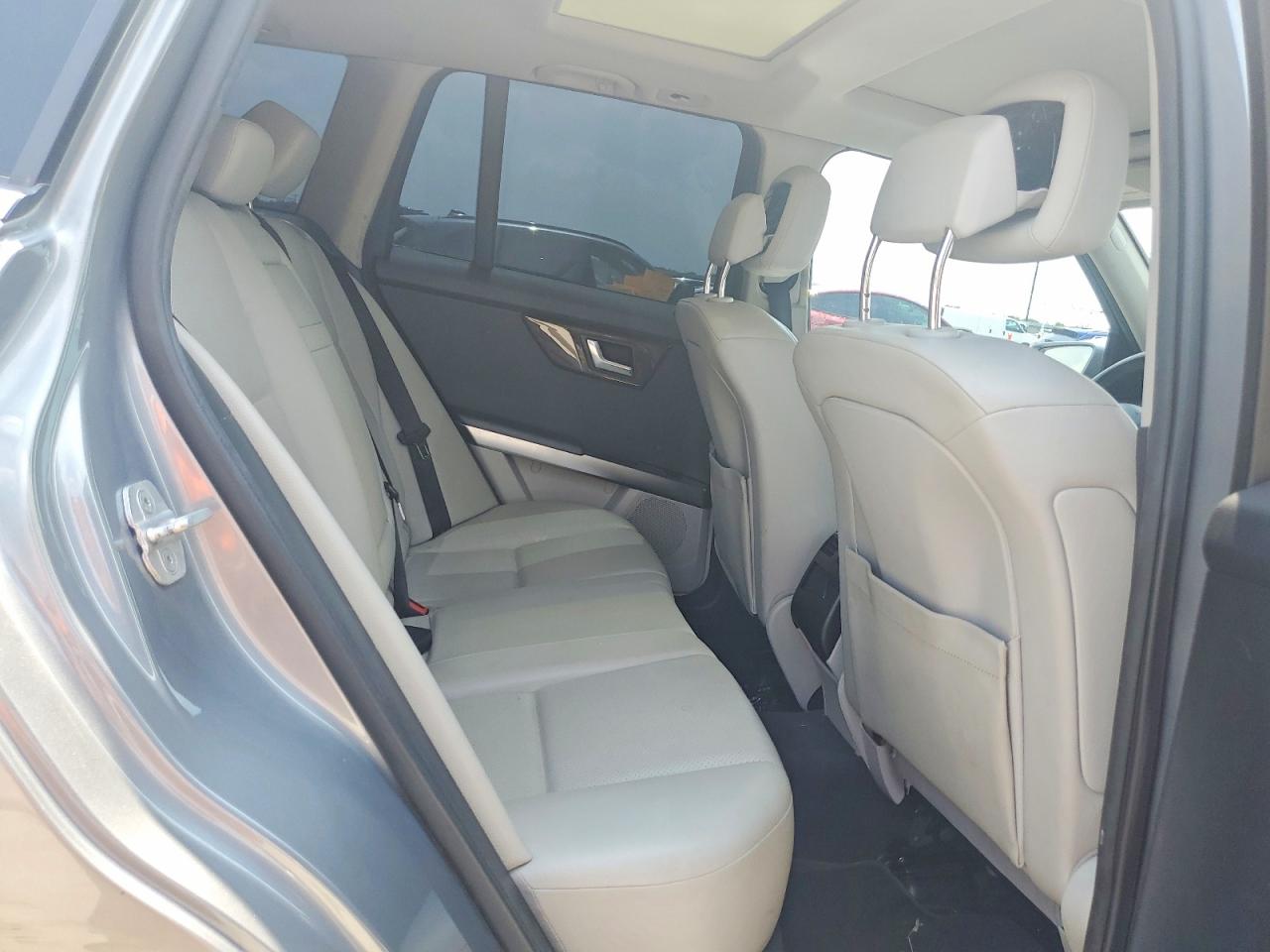 2015 MERCEDES-BENZ GLK