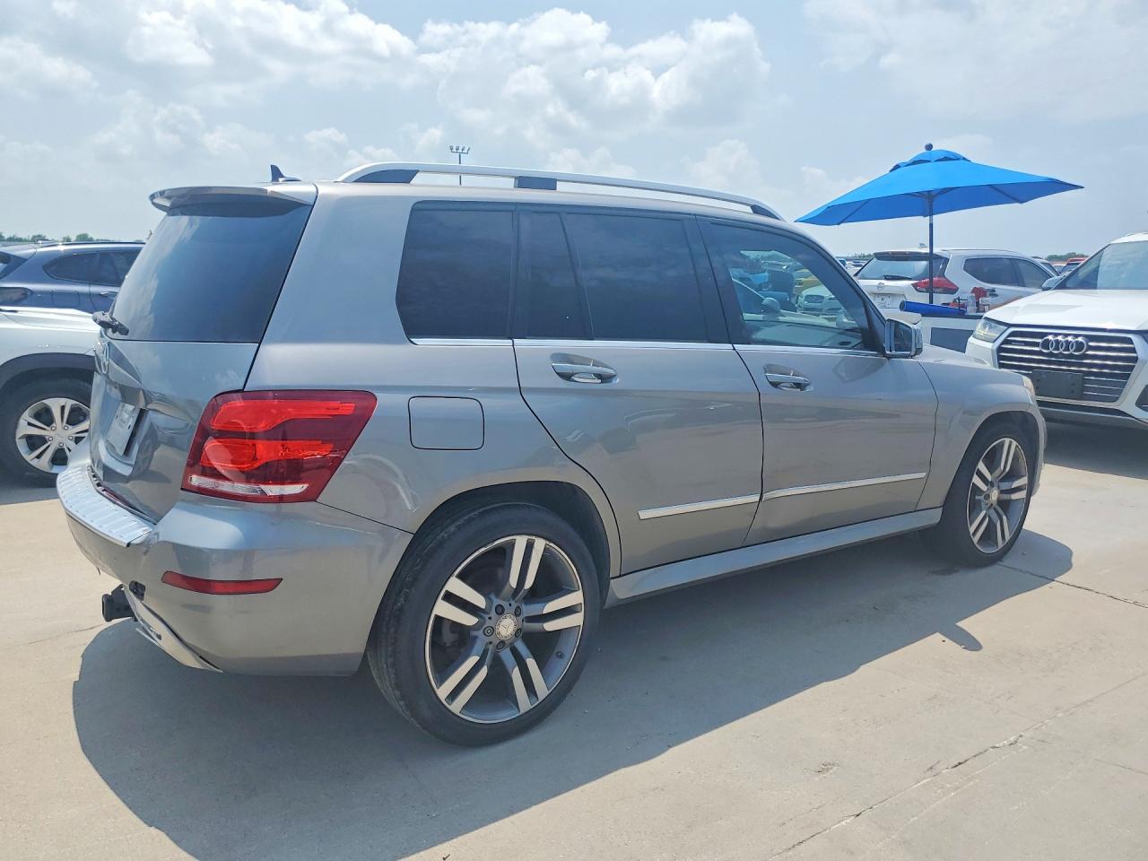 2015 MERCEDES-BENZ GLK