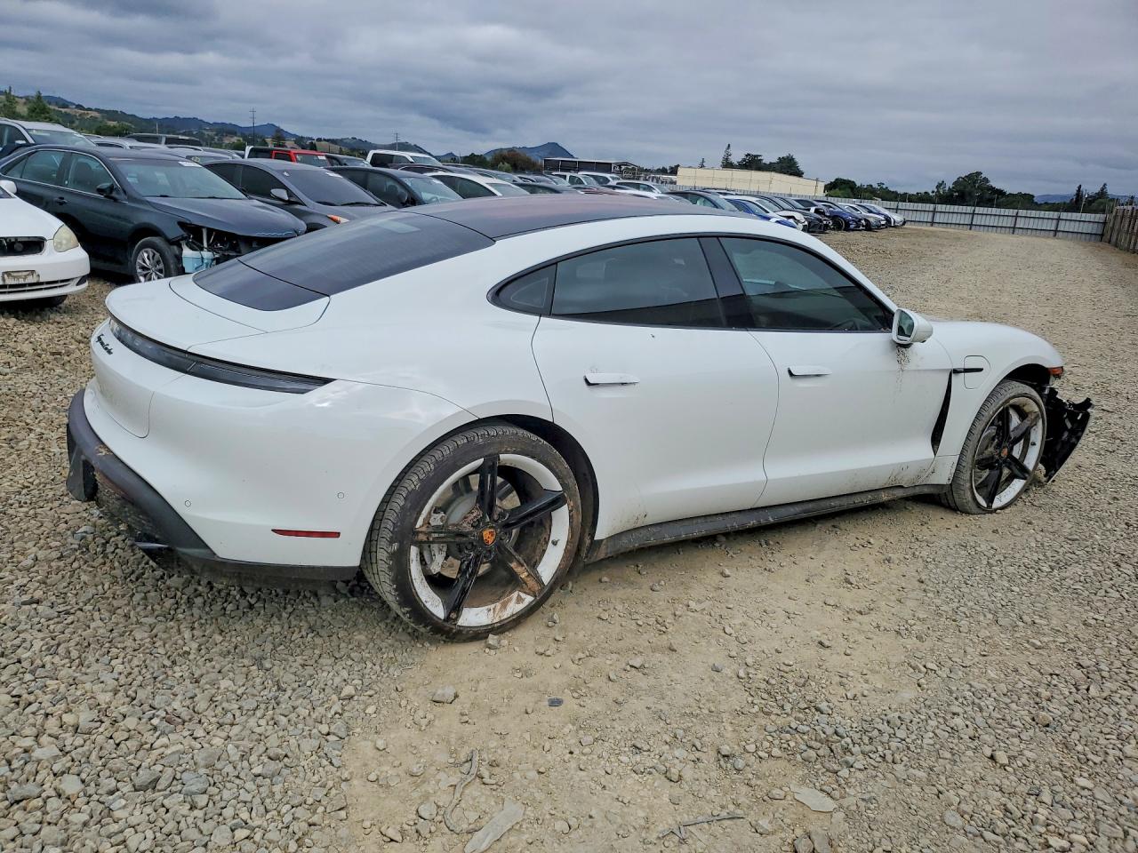 2020 PORSCHE TAYCAN