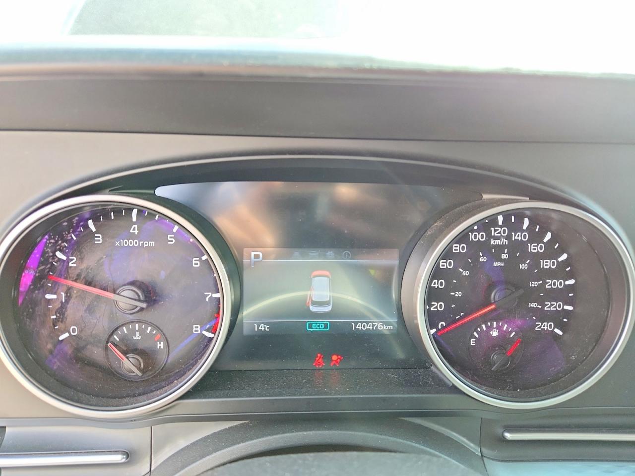 2023 KIA CARNIVAL LX