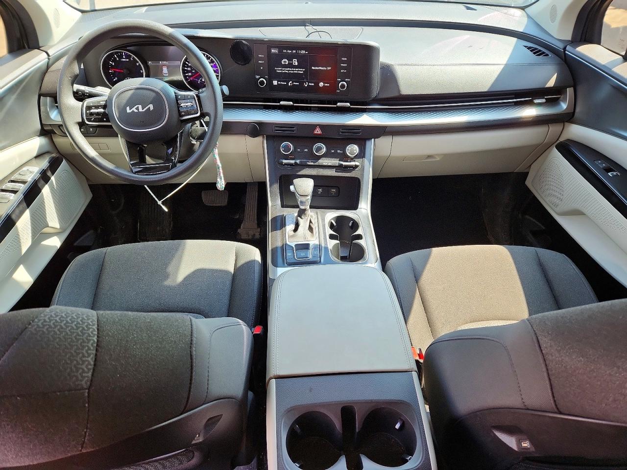 2023 KIA CARNIVAL LX
