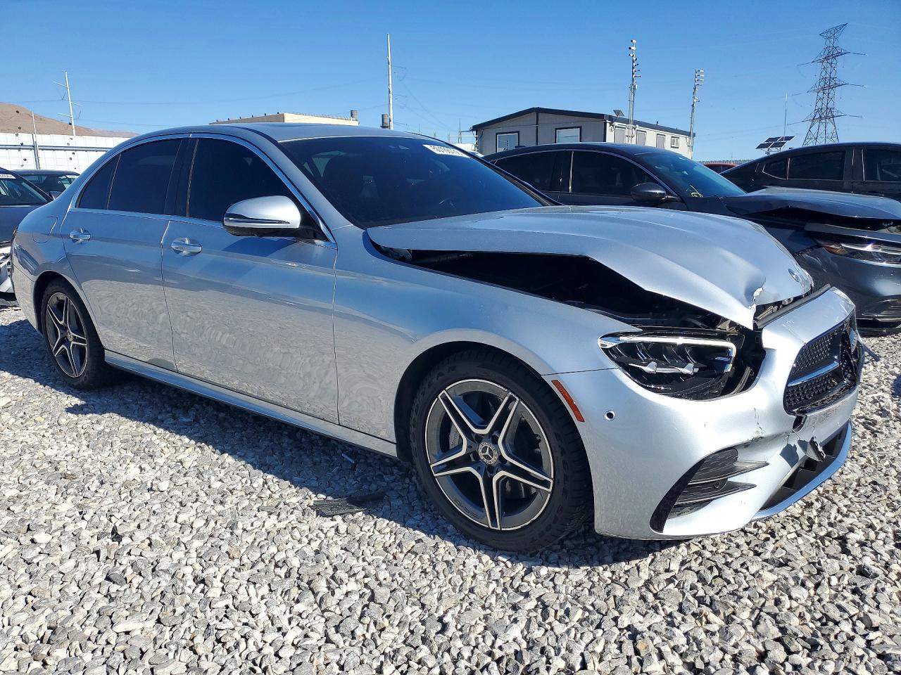 2022 MERCEDES-BENZ E