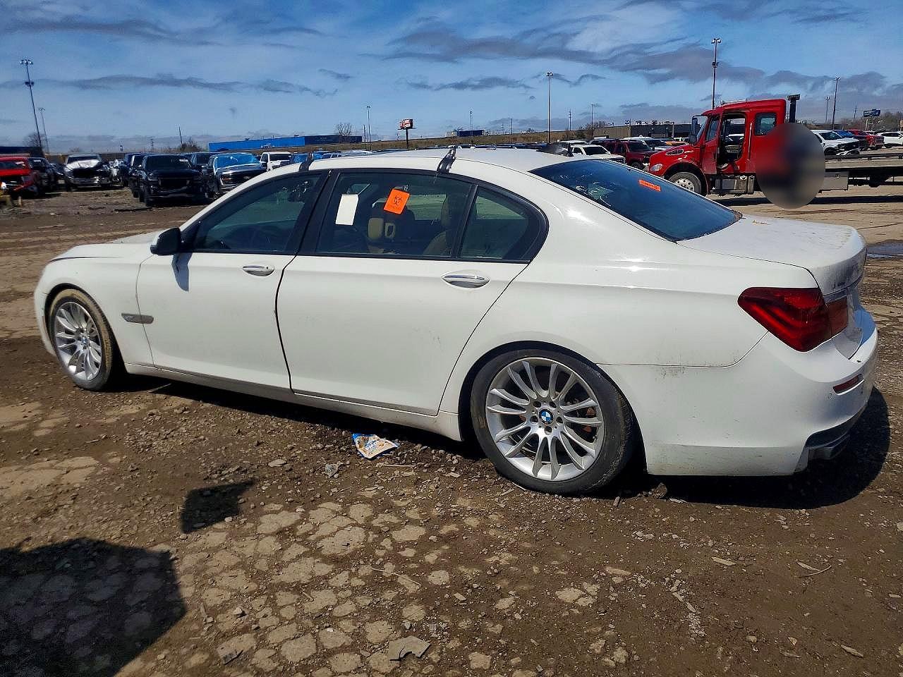 2013 BMW 740
