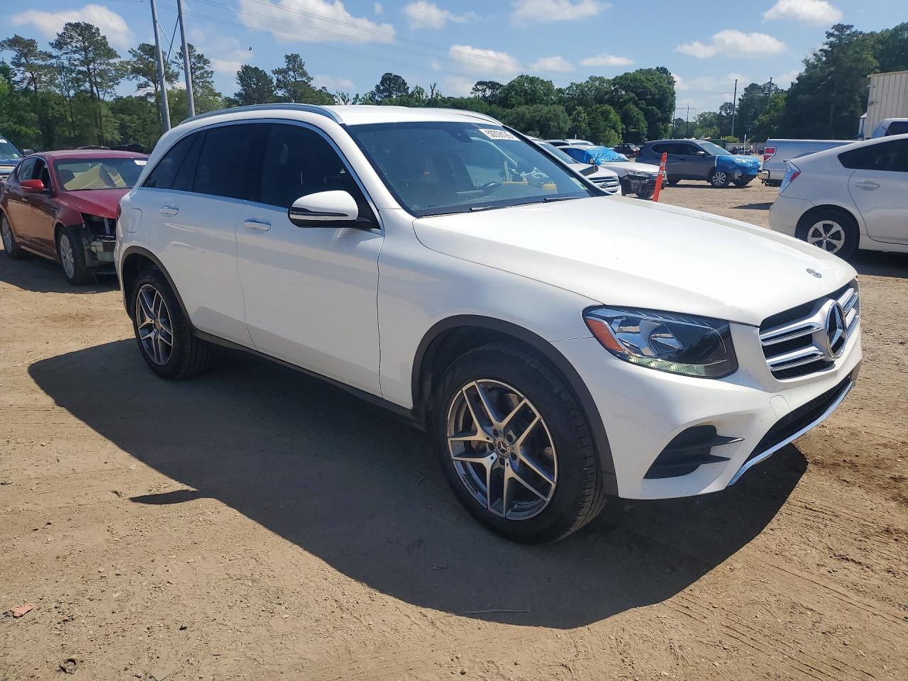 2019 MERCEDES-BENZ GLC