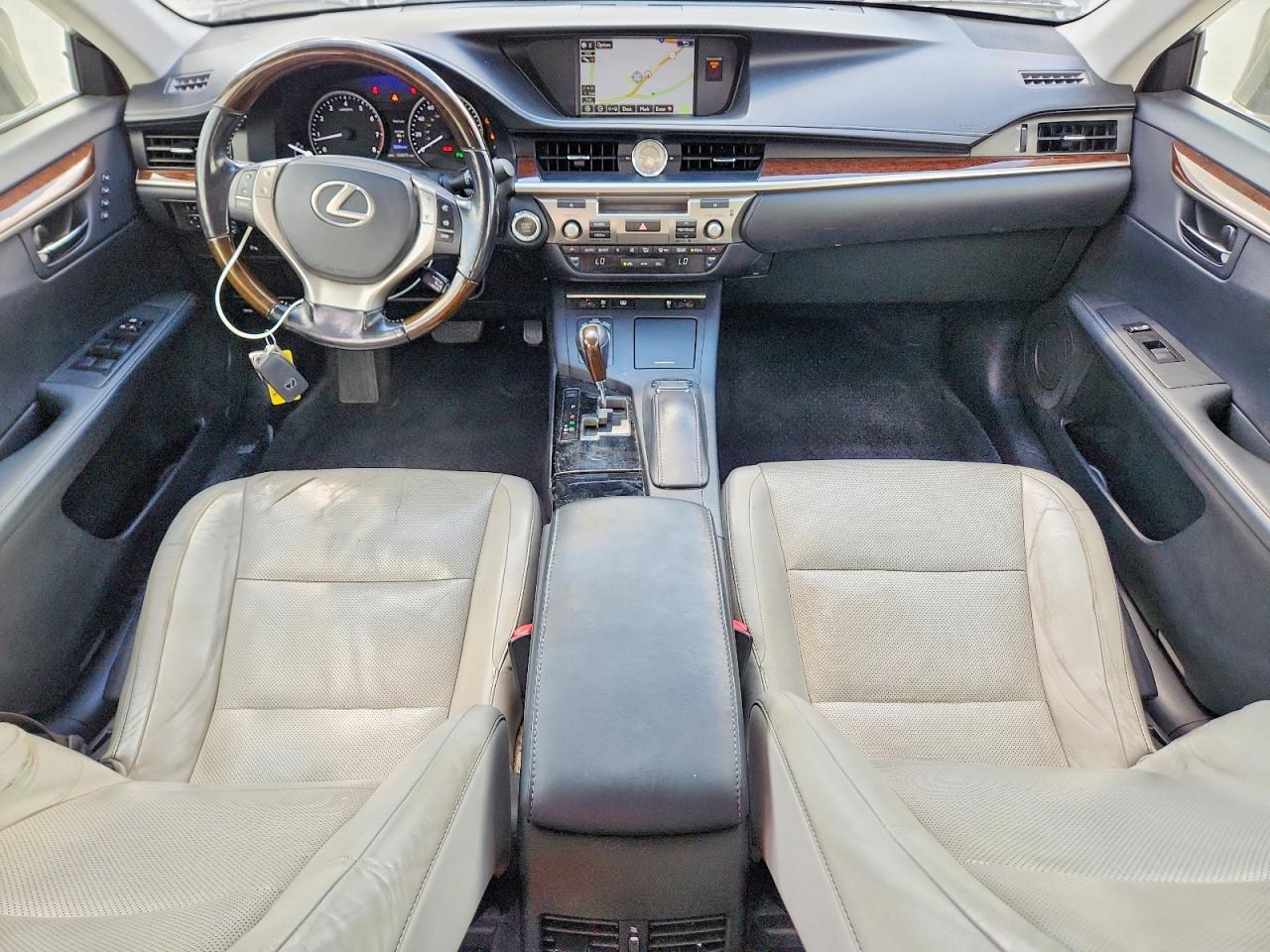 2015 LEXUS ES