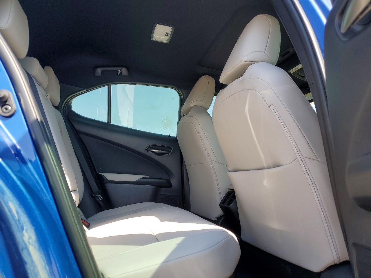 2021 LEXUS UX
