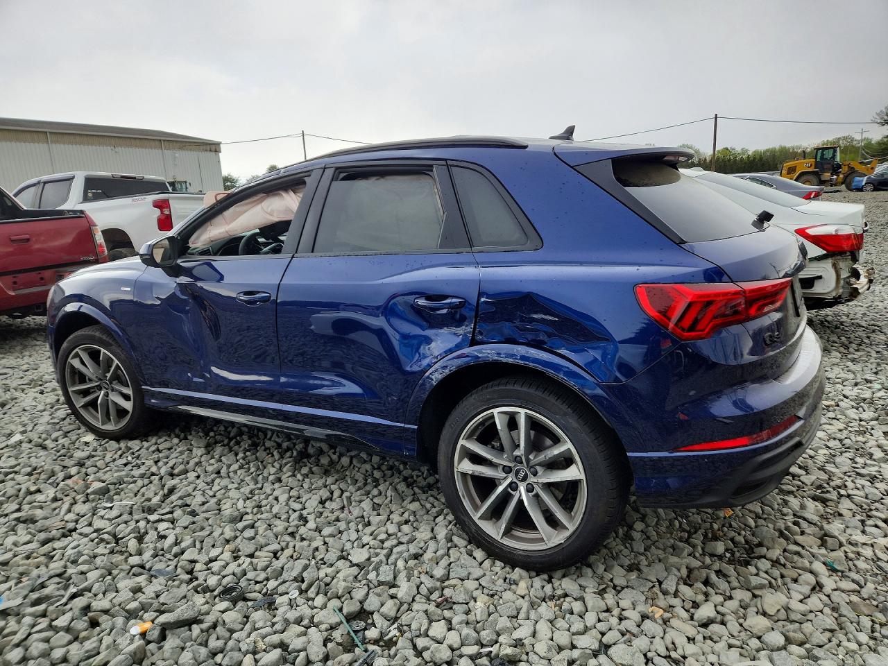 2024 AUDI Q3