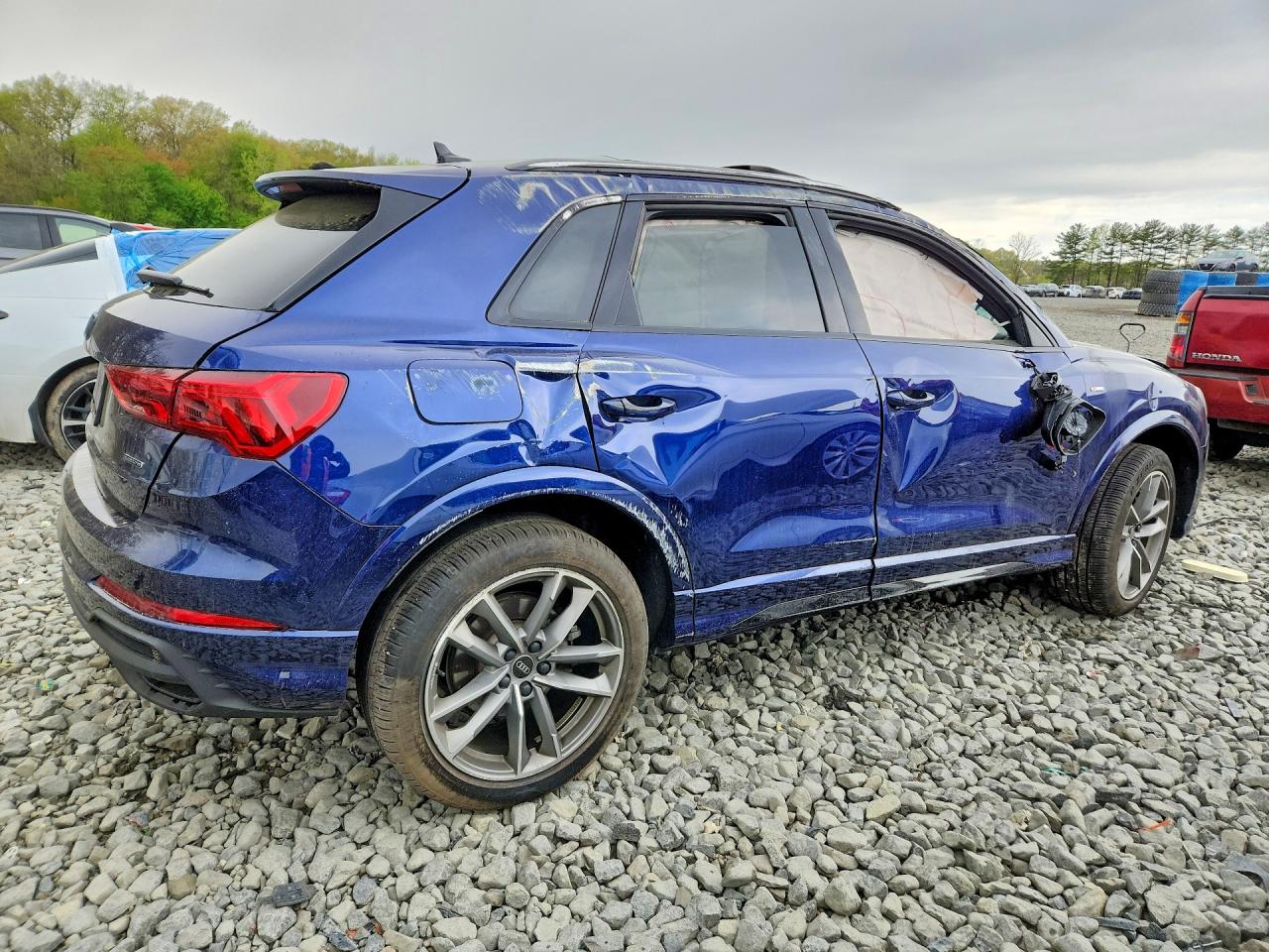 2024 AUDI Q3