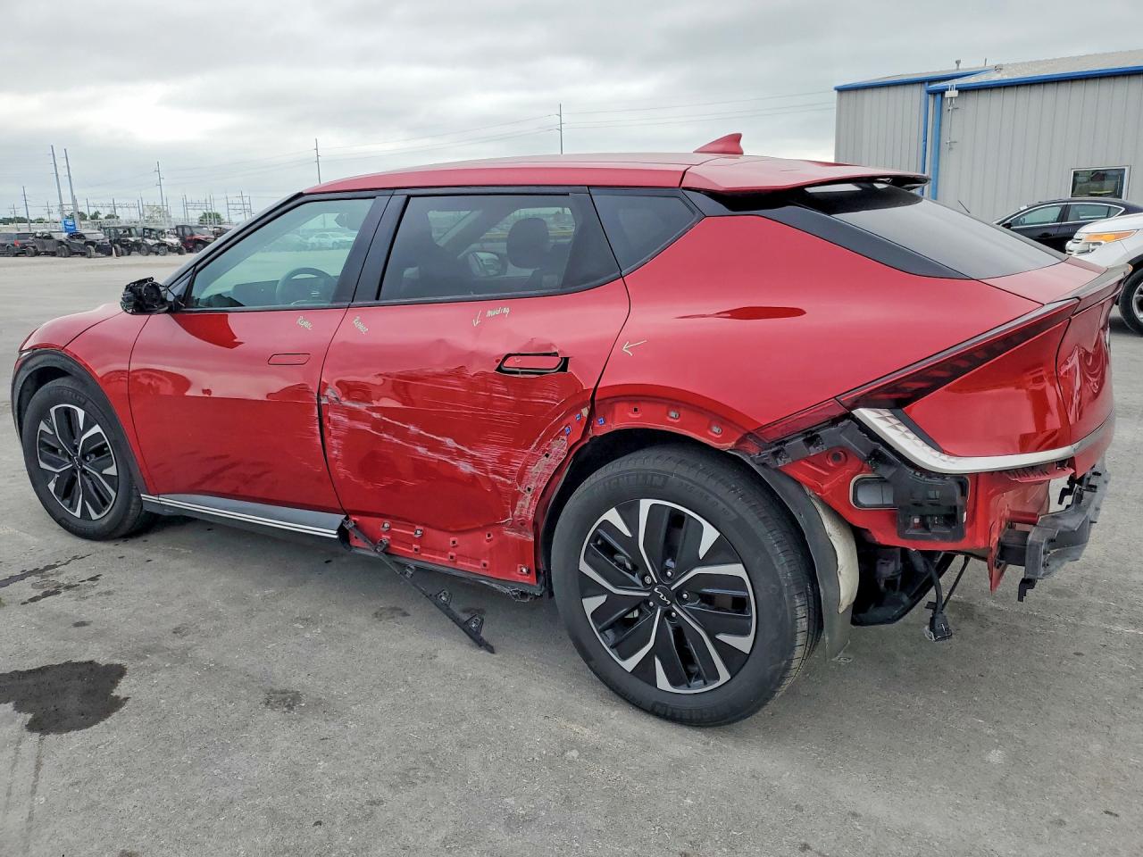 2022 KIA EV6