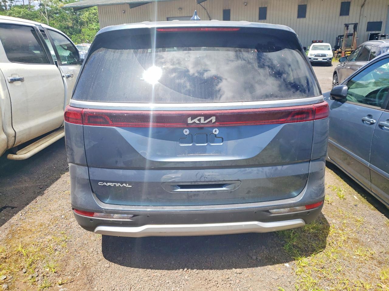 2024 KIA CARNIVAL