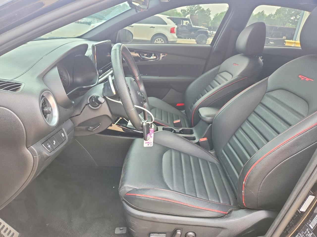 2024 KIA FORTE