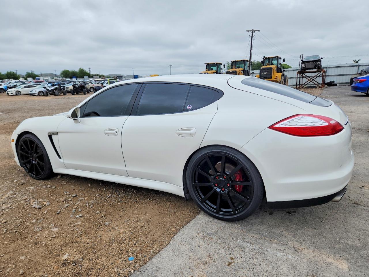 2011 PORSCHE PANAMERA
