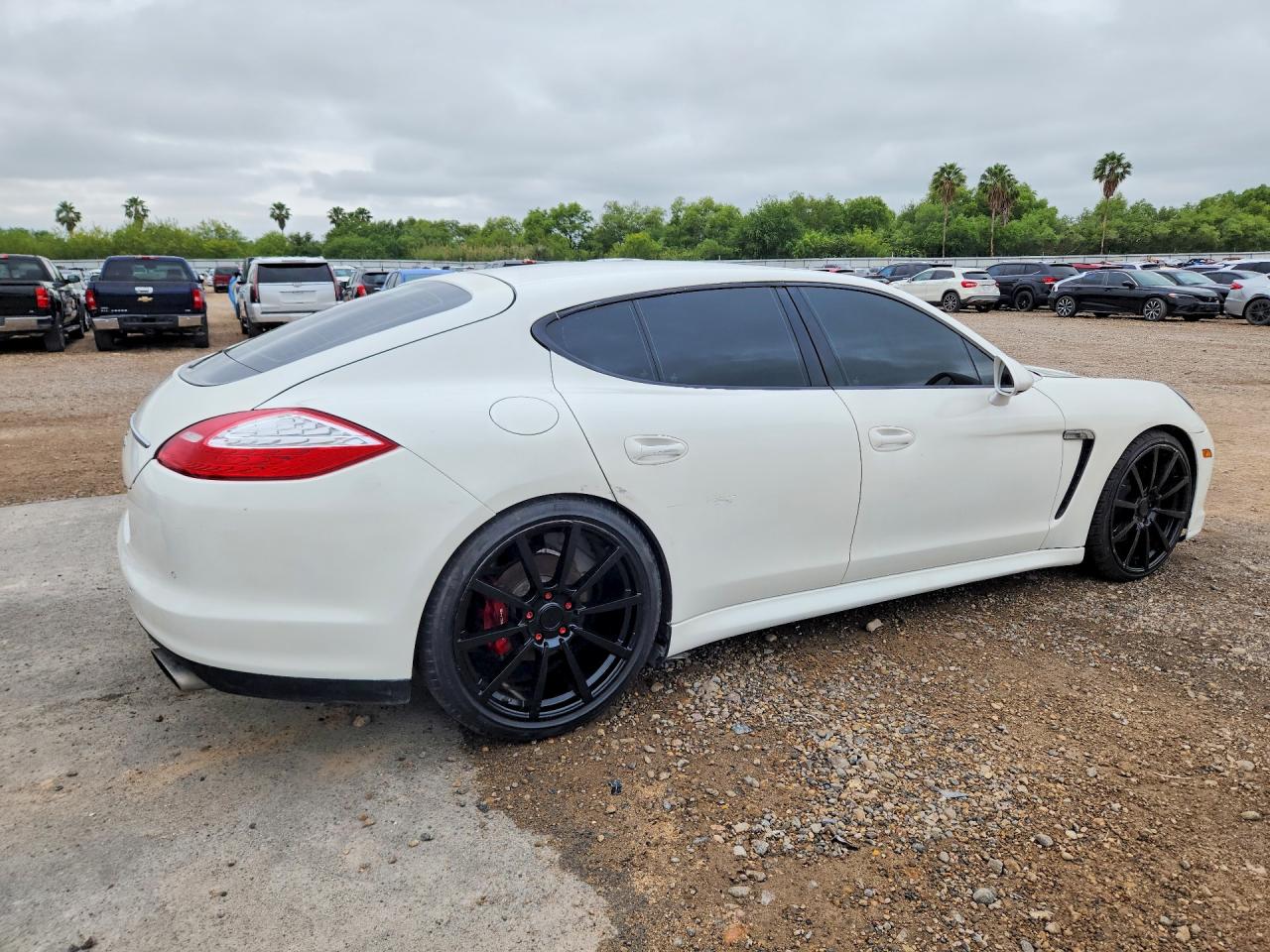 2011 PORSCHE PANAMERA