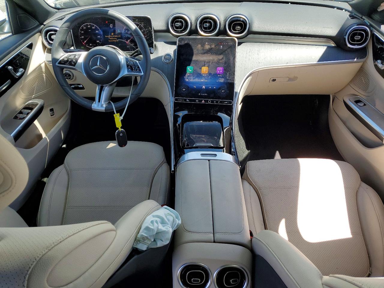 2025 MERCEDES-BENZ C