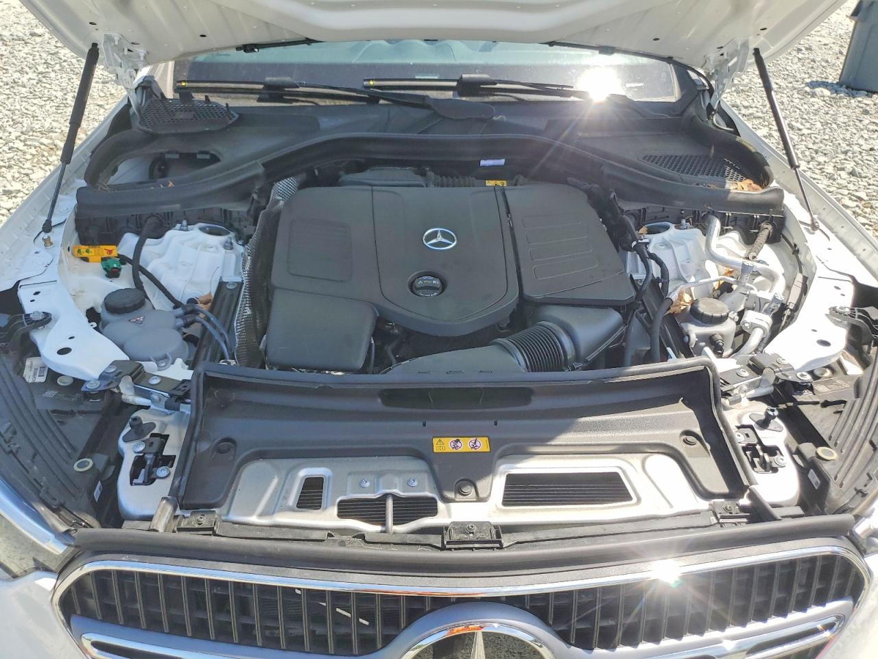 2025 MERCEDES-BENZ GLC
