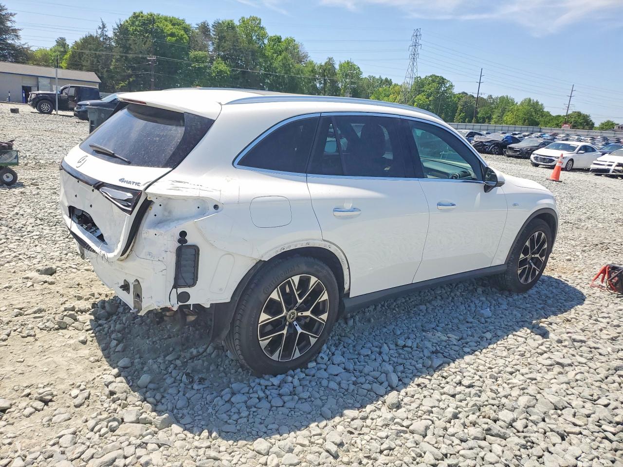 2025 MERCEDES-BENZ GLC