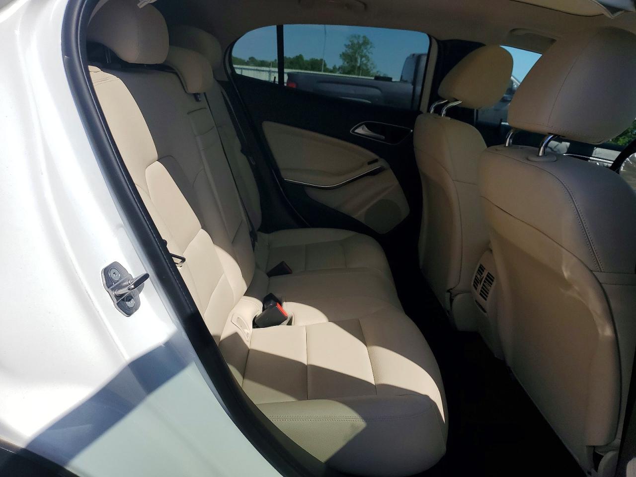 2019 MERCEDES-BENZ GLA