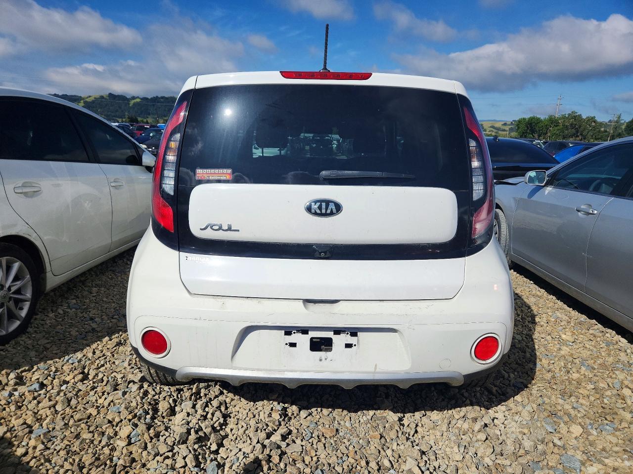 2018 KIA SOUL