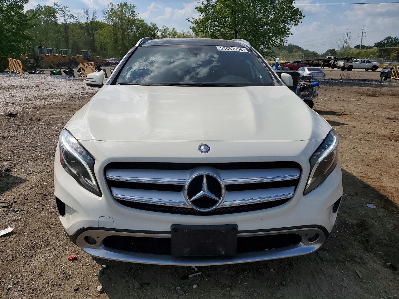 2016 MERCEDES-BENZ GLA