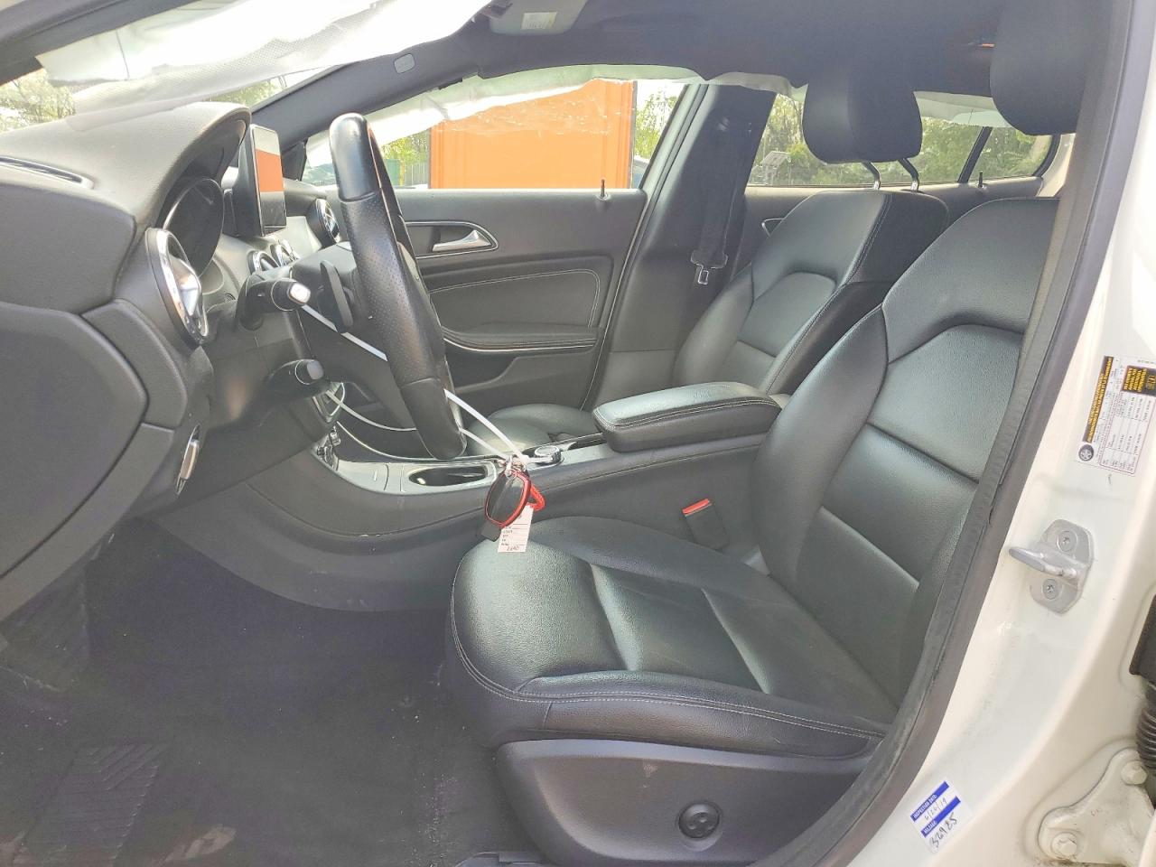 2016 MERCEDES-BENZ GLA