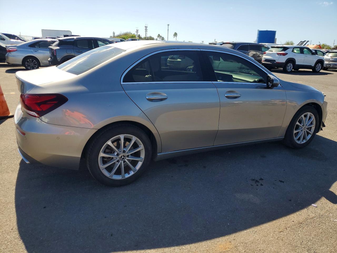 2019 MERCEDES-BENZ A