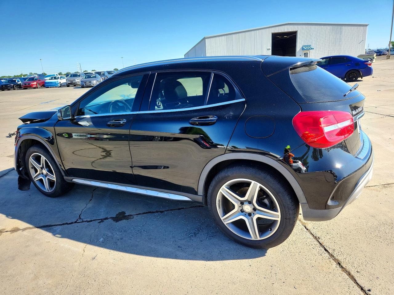2016 MERCEDES-BENZ GLA