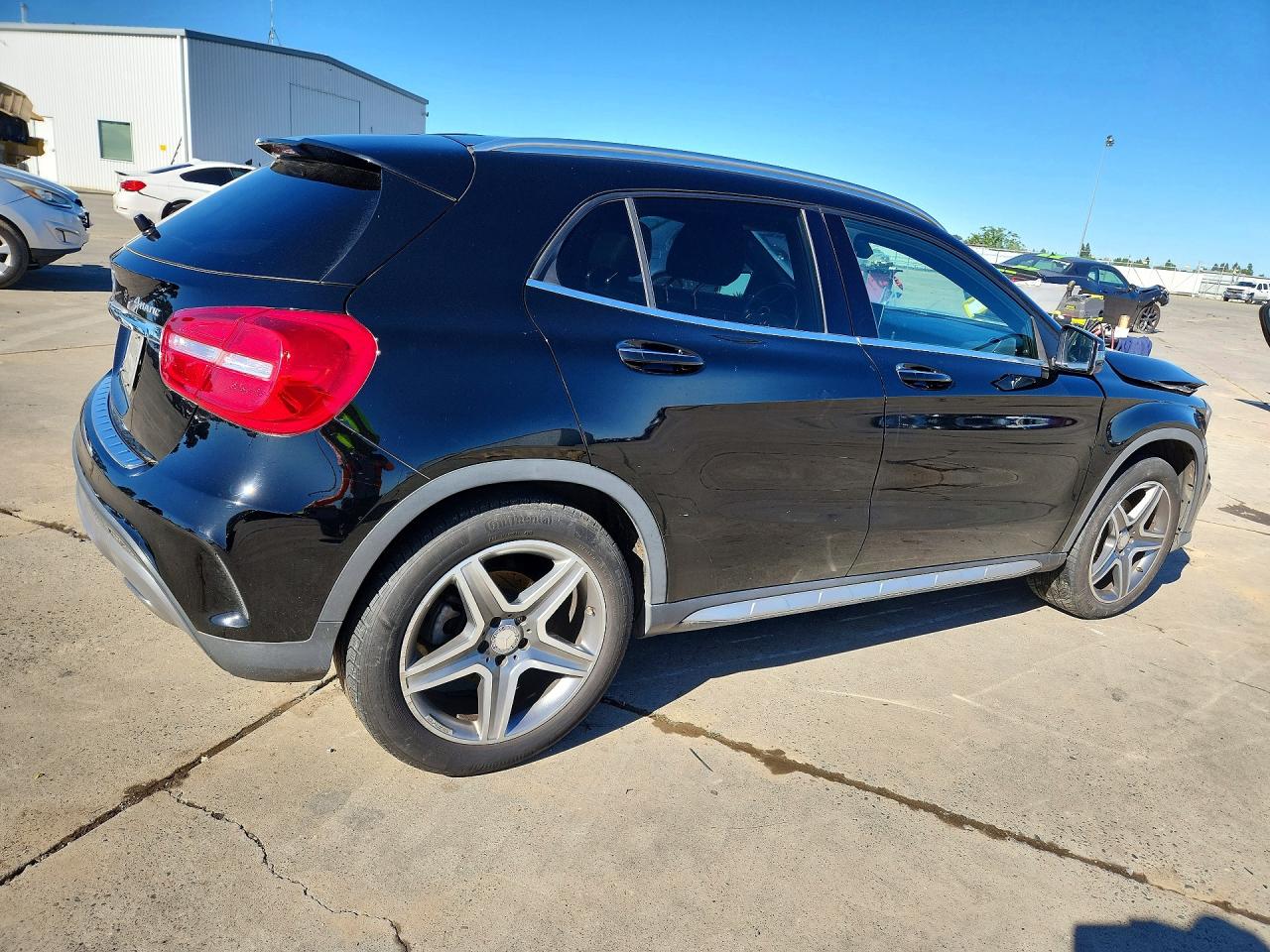 2016 MERCEDES-BENZ GLA