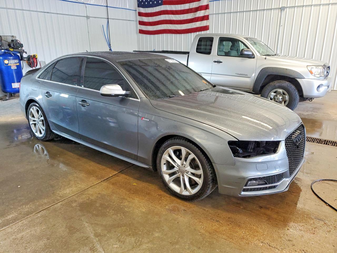 2015 AUDI S4