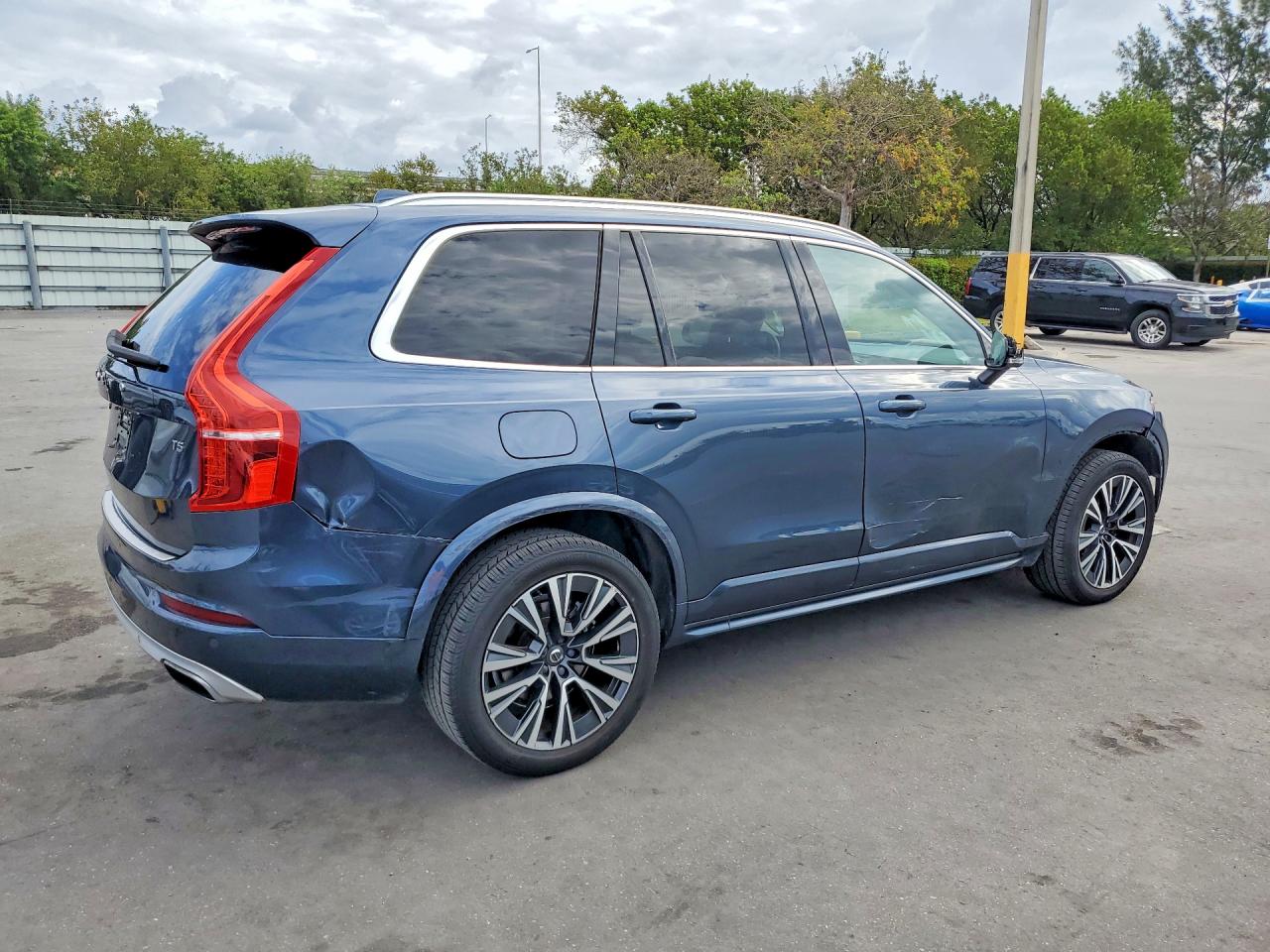 2021 VOLVO FWD/eAWD (T8) XC90