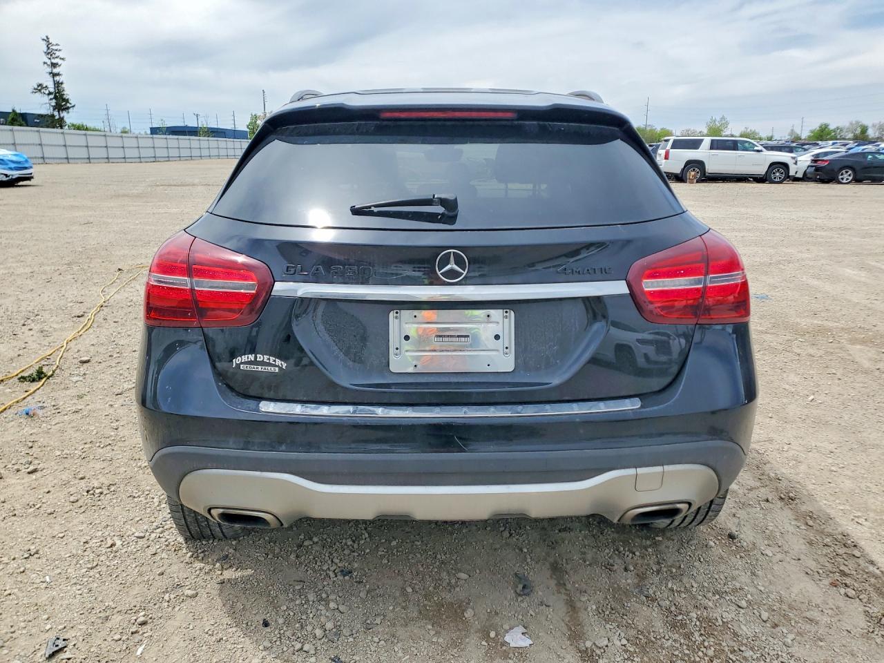 2018 MERCEDES-BENZ GLA